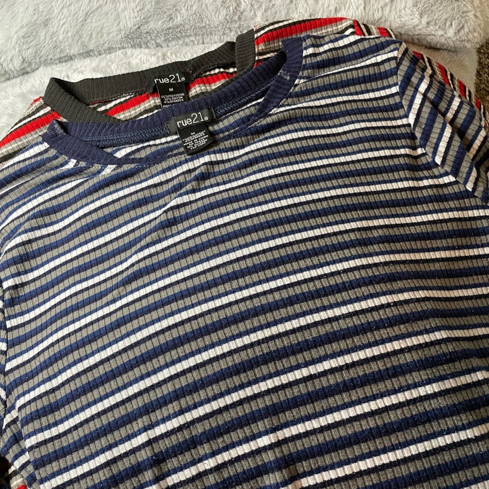 2 pack stripped long sleeve Rue 21 shirts